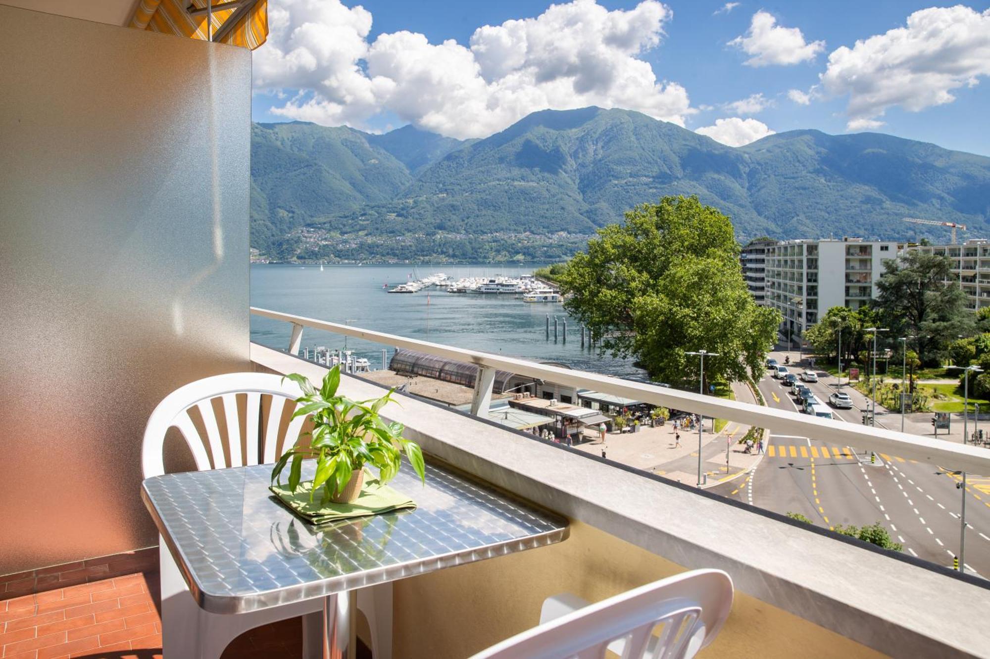 Hotel Rondinella Locarno Exterior photo