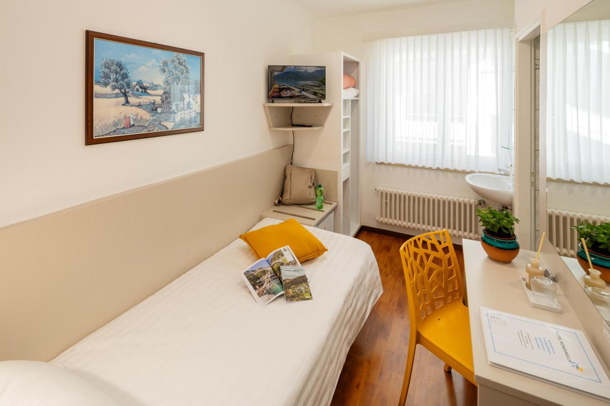 Hotel Rondinella Locarno Exterior photo